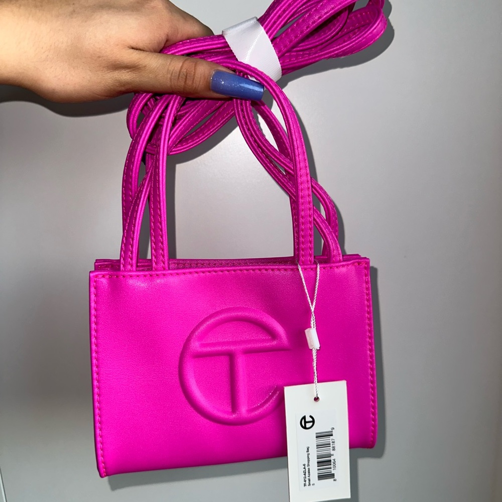 Telfar small Azalea